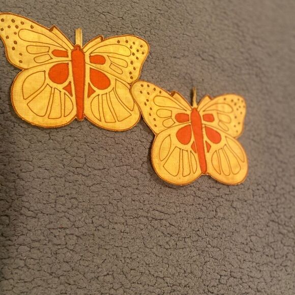 Vintage Butterfly Pot Holder Wall Hanger Set Of Two - Picture 10 of 15